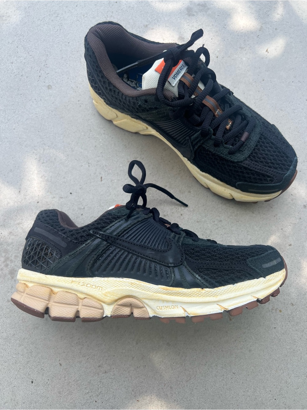 NIKE ZOOM VOMERO 5